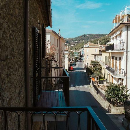 La Concha Suites Pioppi Buitenkant foto