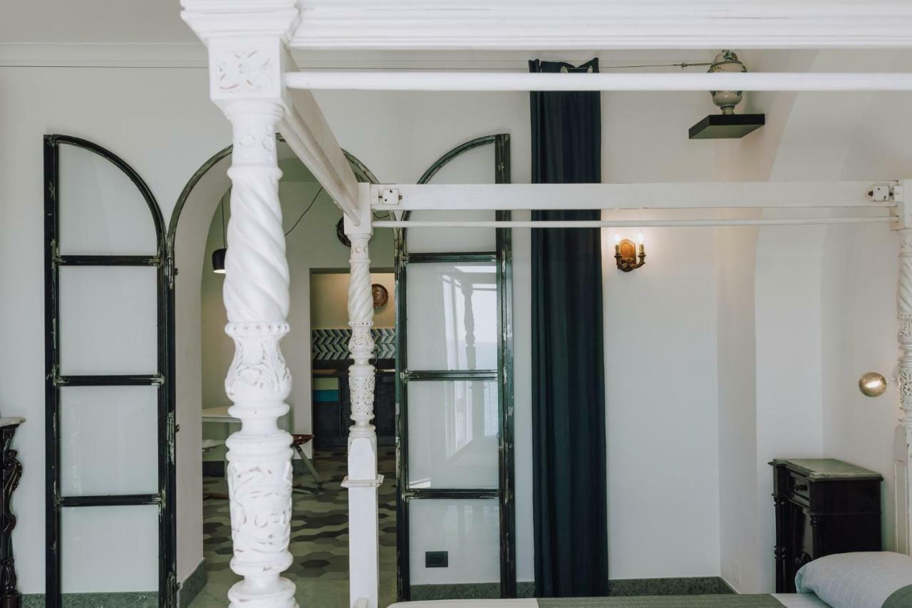 La Concha Suites Pioppi Buitenkant foto